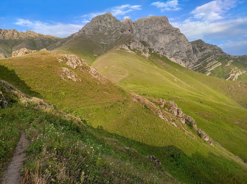 Mount Khustup (3,206 m)