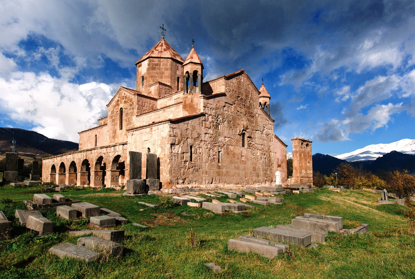 Yerevan - Aparan Alphabet Monument – Stepanavan Dendropark – Odzun – Sanahin – Yerevan